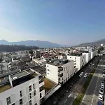 Plein Centre-ville T2 Avec Sauna Διαμέρισμα *