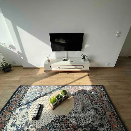 Plein Centre-ville T2 Refait A Neuf *