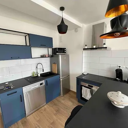 Plein Centre-ville T2 Refait A Neuf * Aix-les-Bains