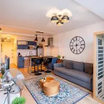 Plein Centre-ville T2 Avec Sauna Appartement Aix-les-Bains