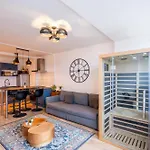 Plein Centre-ville T2 Avec Sauna Aix-les-Bains