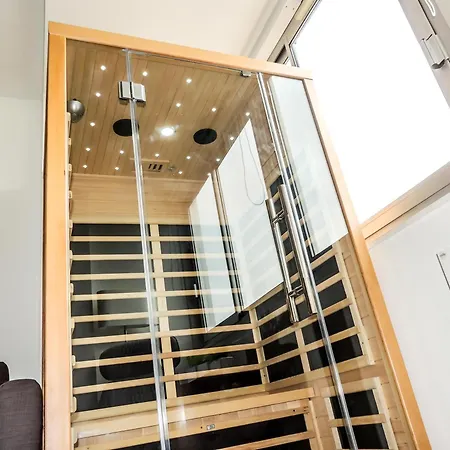 Plein Centre-ville T2 Avec Sauna